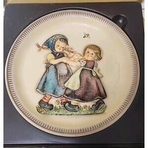 Vintage 1980 Second Edition MJ Hummel Plate